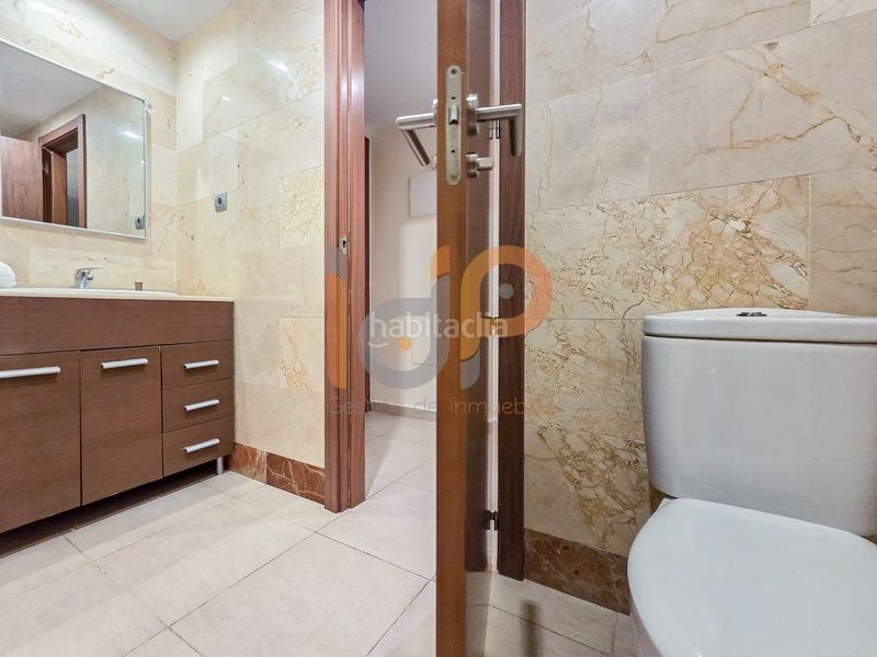 Foto e3ac5de5-15c2-45c2-bbdd-f6c302fc0c24. Apartament amb aparcament piscina a Puerto Rey Vera