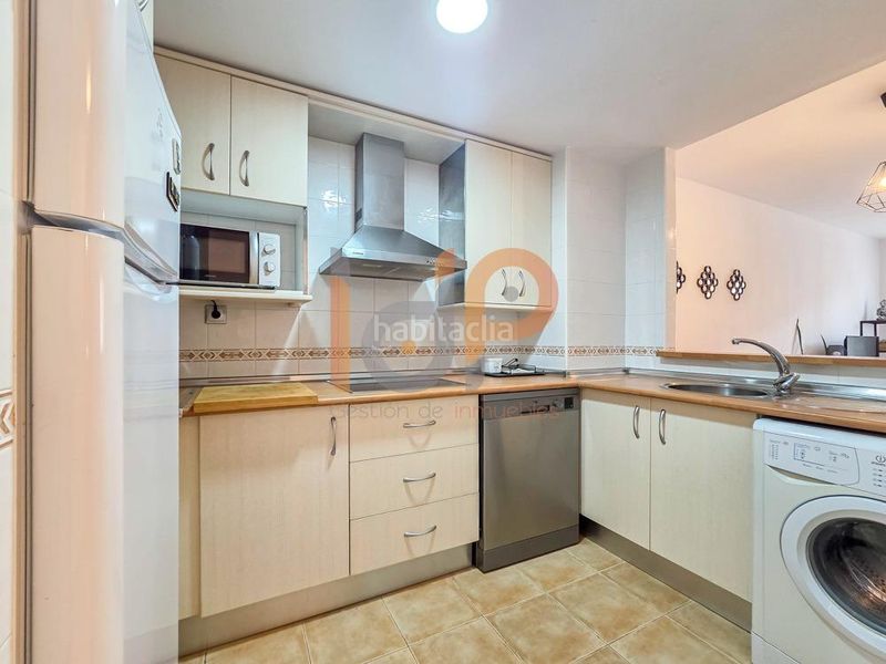 Foto ed2432a8-6b6c-46a7-aa25-ccd77d36d382. Apartament amb aparcament piscina a Marina de la Torre Mojácar