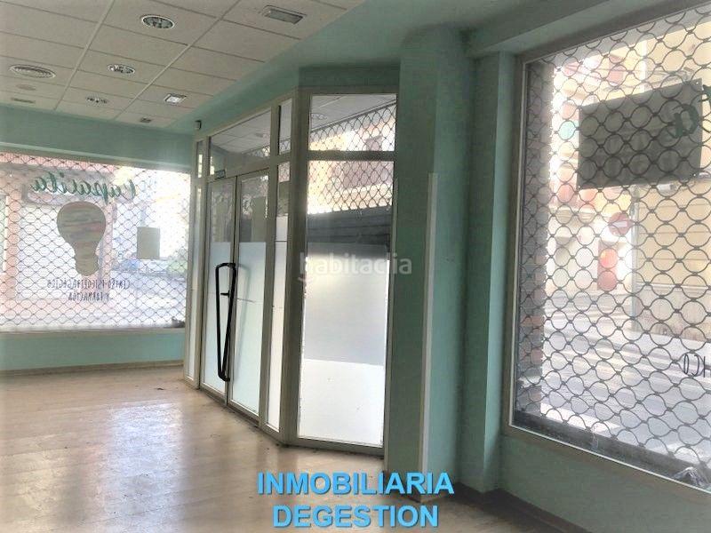 Foto ffa92cc3-8df0-49d7-9c24-d57f355abffd. Business premise with heating in Linarejos Linares