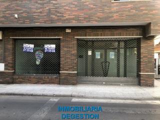 Lloguer Local Comercial  Calle martínez de la rosa. Local en esquina con mucha luz y buen paso de clientes