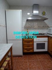Casa a schiera  Calle ronda poniente. Casa guadalimar, reformada de 4dor y baño con ducha-preciosa ter