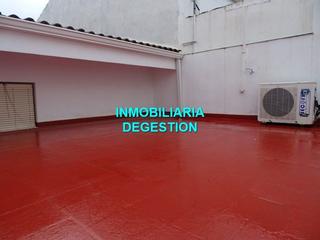 Maison jumelée  Calle torreblascopedro. Casa guadalimar, reformada de 4dor y baño con ducha-preciosa ter