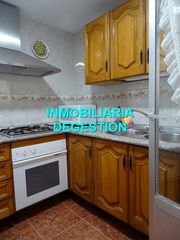 Semi detached house  Calle ronda poniente. Casa guadalimar, reformada de 4dor y baño con ducha-preciosa ter