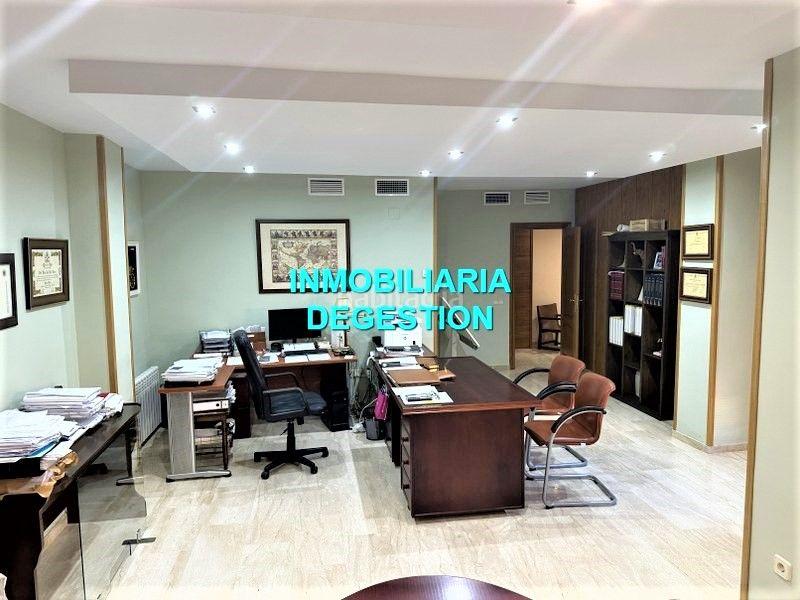 Foto 515facdb-a4b3-4ef7-a470-b0a5b7f38faa. Piso  centrico ideal negocio-varios despachos-climatizado-preparadado para funcionar en Linares