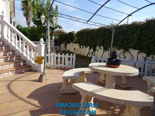 Xalet  Calle palomo linares. Parcela junto al santuario-piscina-garaje-salon campero 2 chimen