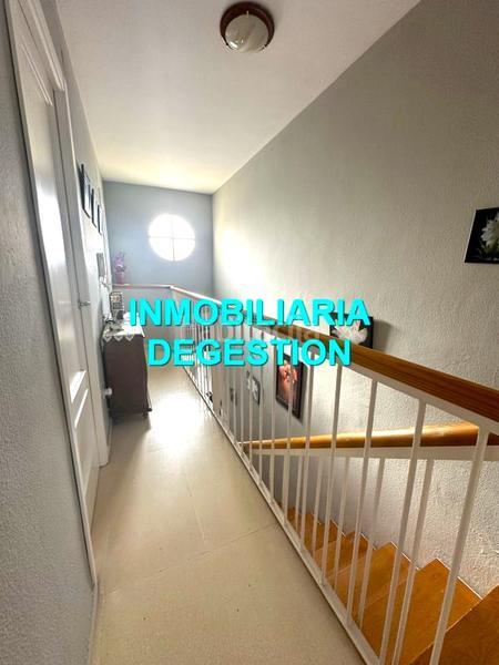 Foto 3114069d-1ec8-4315-aef6-f154730103a1. Chalet  urb pablo iglesias,5dor-2baños-garaje en Linares