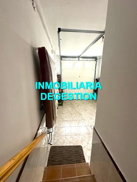 Foto 94794fb7-e101-4ec3-affe-6f72d6967f6f. Chalet  urb pablo iglesias,5dor-2baños-garaje en Linares