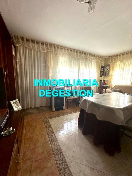 Foto a4cb1d98-c114-4367-9a9d-52d2684c3530. Chalet  urb pablo iglesias,5dor-2baños-garaje en Linares