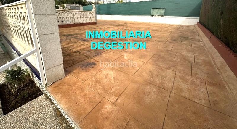 Foto bc464e78-5452-44dc-8692-43cd00ac0cbc. Chalet  urb pablo iglesias,5dor-2baños-garaje en Linares