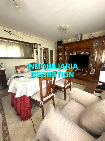 Foto fd01f3bb-63e2-4e26-a14f-c060d9a56dae. Chalet  urb pablo iglesias,5dor-2baños-garaje en Linares