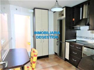 Rent Flat  Calle tetuán. Piso zona centro de 3dor-2baños y garaje