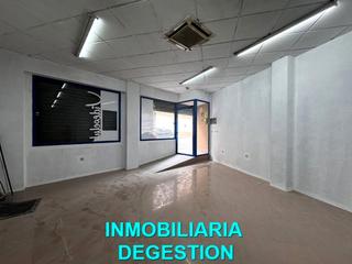 Lloguer Local Comercial  Calle julio burell. Local bien situado-puerta automatica y acceso de minusvalidos