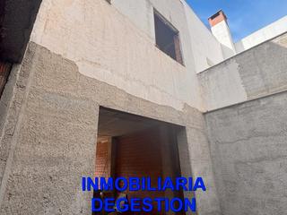 Maison jumelée  Calle gardenia. Casa para termina de construir