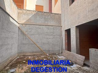 Maison jumelée  Calle gardenia. Casa para termina de construir