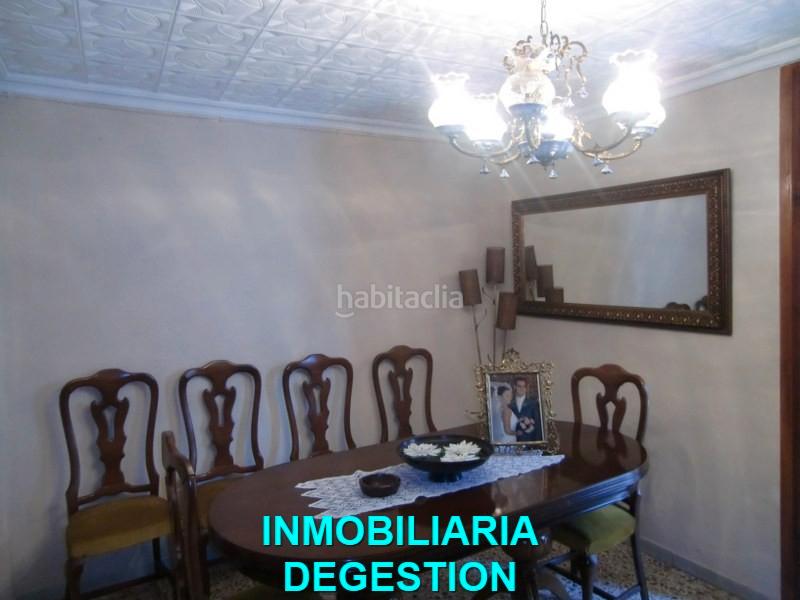 Foto 1228076f-579b-4fc0-a5b4-333e29aa5eb1. Reihenhaus mit kamin parking in Zona Hospital Linares