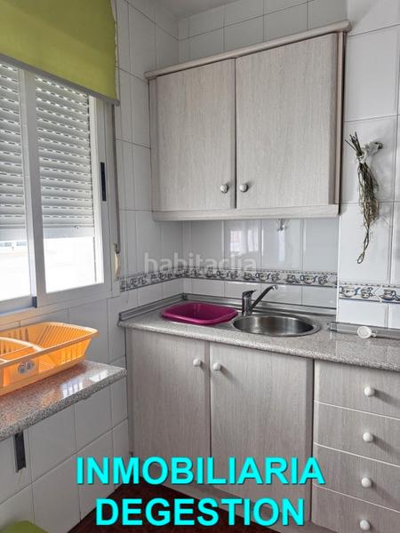 Foto b5427cdb-cece-4223-8c55-37e7363162e8. Alquiler piso  de 2dor-baño-salon-cocina zona semicentro en Linares