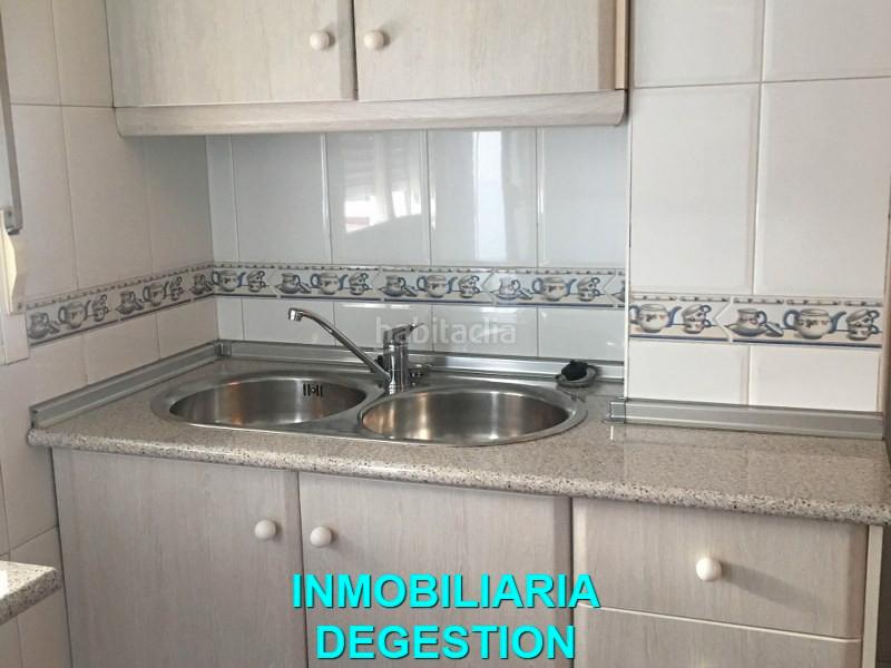 Foto 74cae37e-e8bb-495c-b717-3d8b08df5871. Rent flat in Linarejos Linares