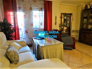 Pis  Avenida de andalucía. Amplio piso de 3dor-2baños zona semi centro