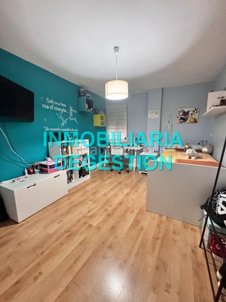 Foto 4ad25e07-b5a6-4b54-9d10-1b21984c4c2f. Pis amb calefacció a Centro ciudad Linares