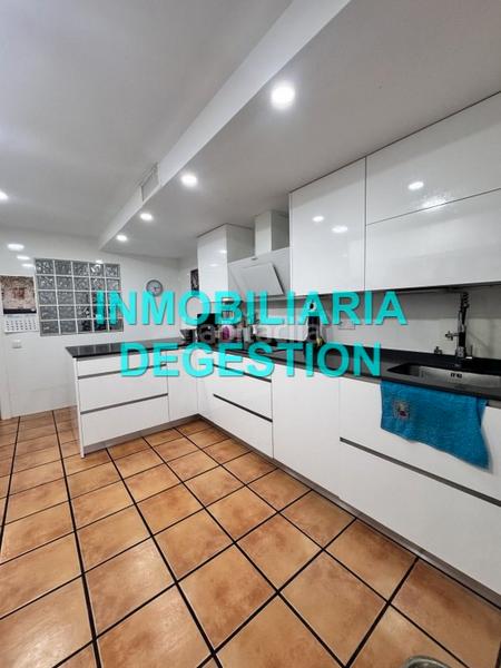 Foto ce4a2ab9-cc97-40dd-94b4-0fe93fd6bc24. Pis amb calefacció a Centro ciudad Linares