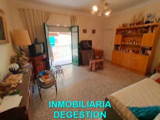 Appartement  Calle cristóbal de olid. Piso zona semi centro para reformar