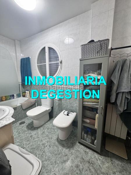 Foto 059a624d-1ba6-4242-ad1a-7954c5ba1510. Casa adossada amb xemeneia aparcament a San Gonzalo Linares