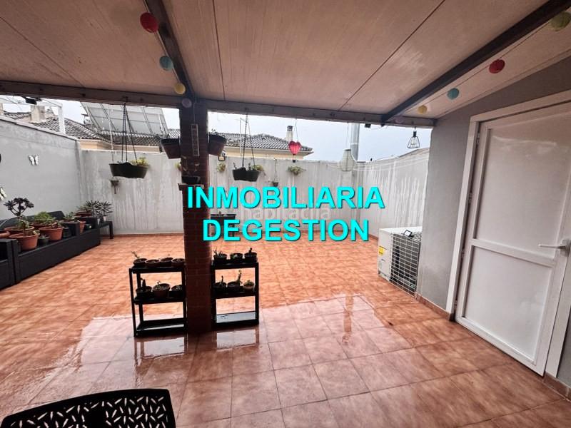 Foto ca509b56-58e9-4507-9108-bd6de516aea5. Casa adossada amb xemeneia aparcament a San Gonzalo Linares