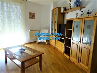 Appartamento in Calle jaén 37. Koketo piso soleado y esterior de 2dor