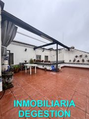 Àtic  Calle baños. Amplio duplex-atico