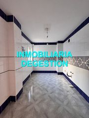 Pis  Calle juan pablo mor�s y v�ctimas del terrorismo. Piso c�ntrico 4dor y 2 ba�os