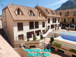 Duplex  Calle la bolea. Duplex en urb privada