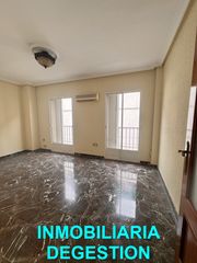 Apartament  Calle jaén