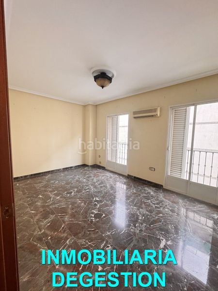 Foto 53bf12f0-30bd-4d0b-af52-1f24a714fd86. Apartament amb calefacció a Centro ciudad Linares