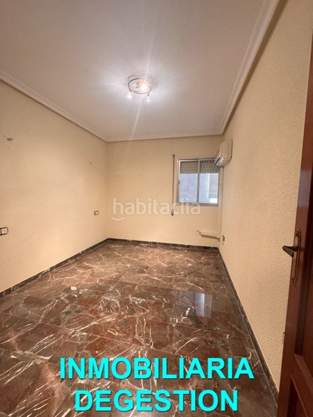 Foto 7fcaf057-2bfc-4e78-8bf6-25257b58e325. Apartament amb calefacció a Centro ciudad Linares