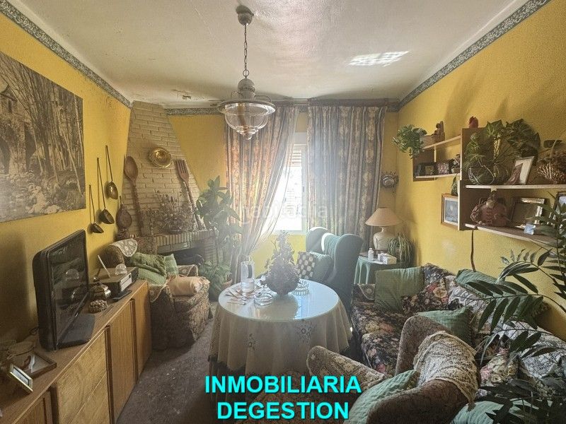 Foto 53dde985-b2c3-4d53-bba5-e9ce268c42f0. Àtic a Centro ciudad Linares