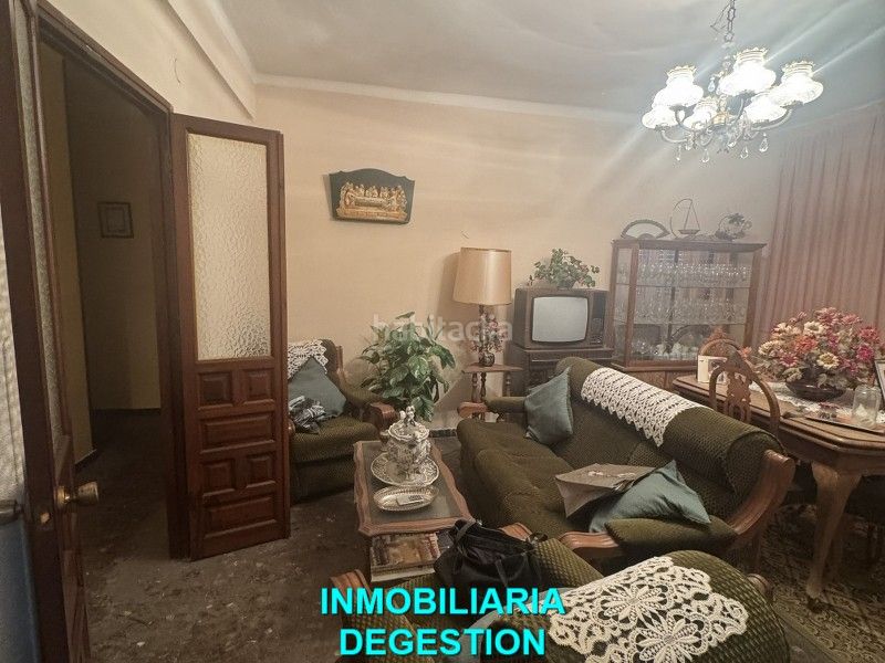 Foto 6424e972-8737-41a9-9abb-4150cb682157. Àtic a Centro ciudad Linares