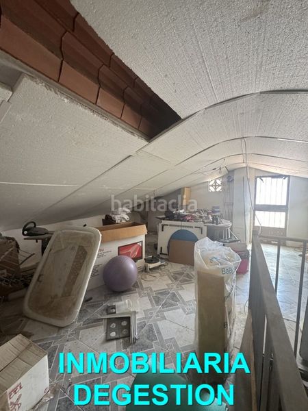 Foto e84d6b37-682b-4ded-a534-7f101179da60. Casa adossada amb calefacció piscina a Zona Hospital Linares