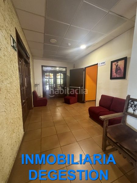 Foto 5b90daed-9507-4f42-9747-415157ff737e. Edificio in Baños de la Encina
