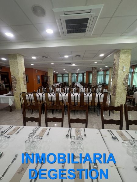 Foto 5d00c475-1164-45c7-ae28-d333da019972. Edificio in Baños de la Encina