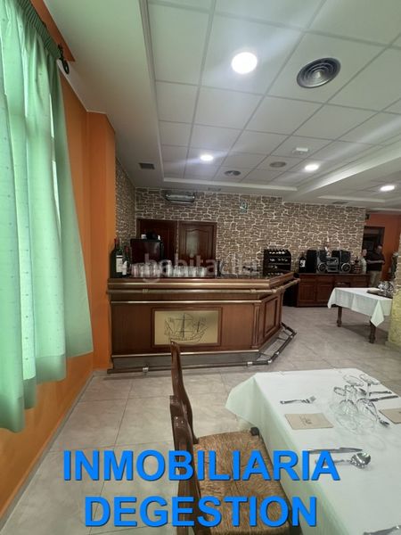 Foto 6609d018-3c36-4dde-b944-919d27fc7b4d. Edificio in Baños de la Encina