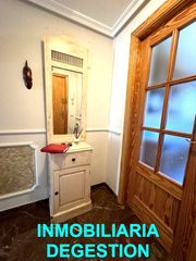 Miete Etagenwohnung  Calle tetuán. Piso de 3dor y 2 baños zona semicentro