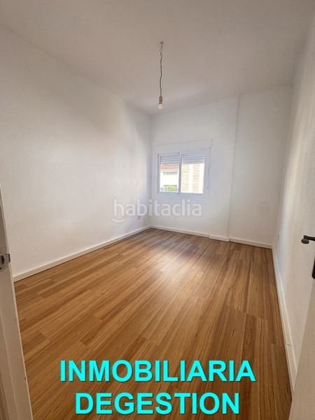 Foto ad4665fb-33c7-4c5a-961e-d3d3318a59b9. Pis amb calefacció a Linarejos Linares