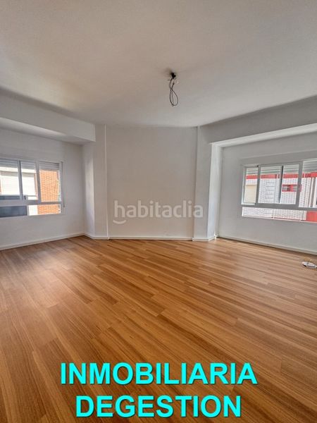 Foto d7ded65d-92fd-4718-9061-35dcf73278aa. Pis amb calefacció a Linarejos Linares