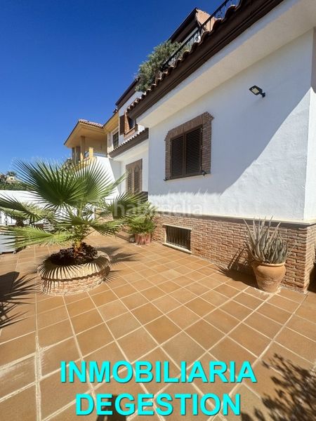 Foto 0ce20f36-dbde-4b3e-b3f8-1d98a789a766. Casa aparellada amb calefacció aparcament piscina a Linares