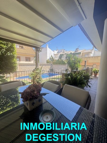 Foto 56dd6689-b2b9-42f5-8023-888dd44234b0. Casa aparellada amb calefacció aparcament piscina a Linares
