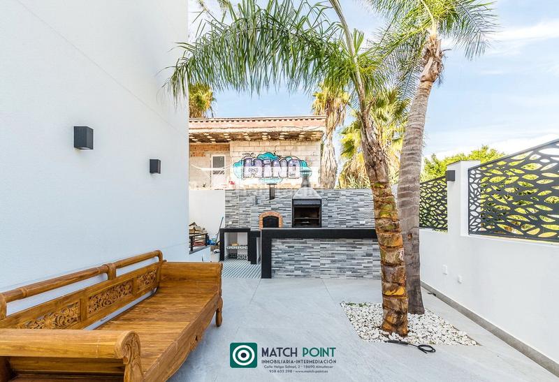 Foto c351f86c-0dcd-4f5f-803e-d7122f520984. Casa in Almuñecar centro Almuñécar
