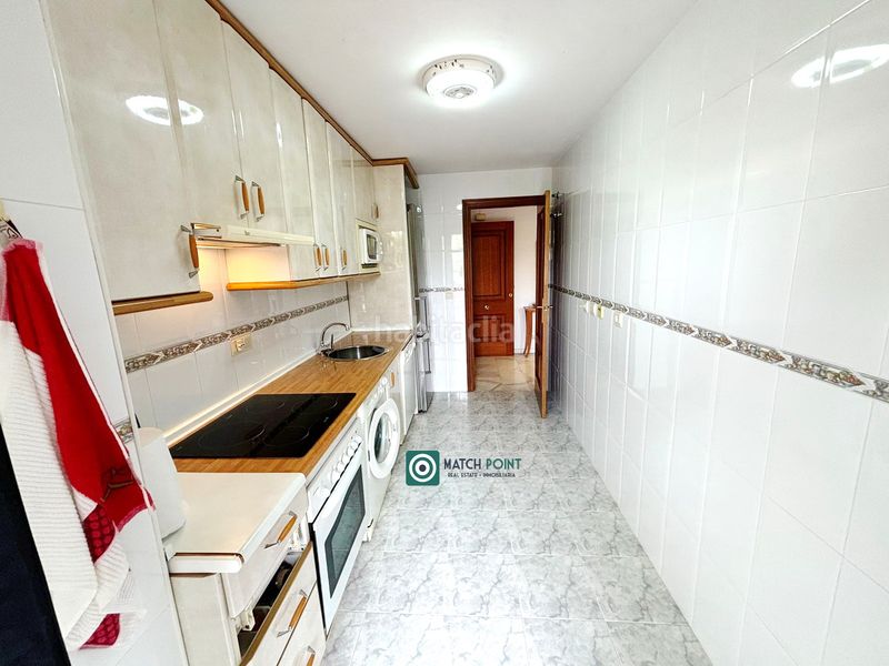 Foto 9a13deb1-b4cd-4c69-a27a-cd4cb3b5d0c5. Lloguer apartament amb aparcament a Almuñecar centro Almuñécar