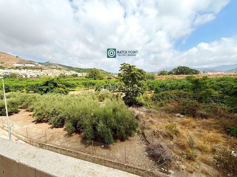 Foto f78323c9-e454-439d-9c39-e4f4842460dd. Lloguer apartament amb aparcament a Almuñecar centro Almuñécar