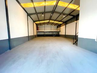 Nave industrial  Calle rambla de taramay. Nave industrial
