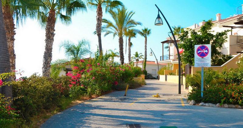 Foto ed86d00a-0961-4897-8113-f93865251edc. Casa adossada a Velilla - Velilla Taramay Almuñécar